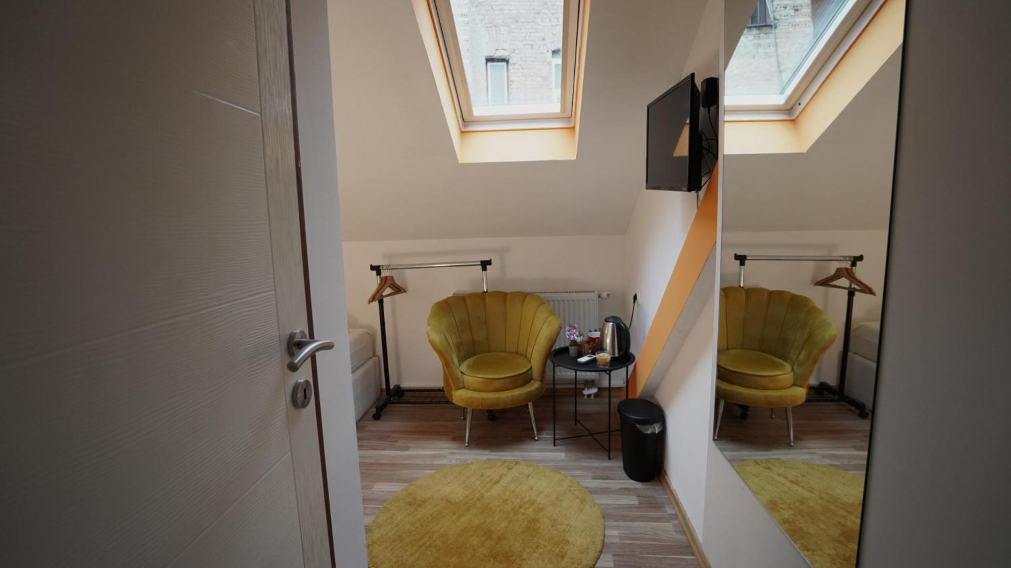 Hideaway Rooms & Apartments Sarajevo Bagian luar foto