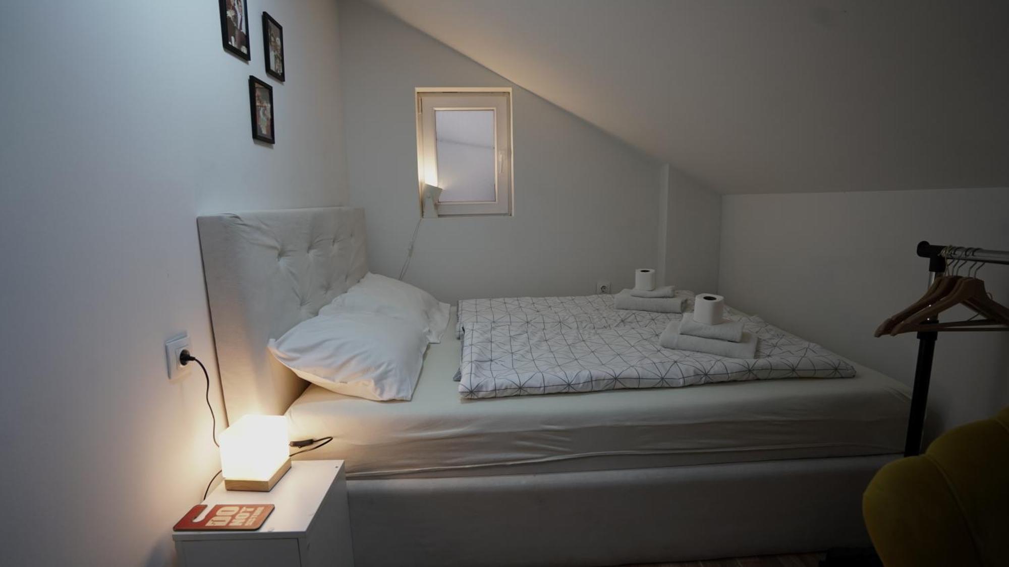 Hideaway Rooms & Apartments Sarajevo Bagian luar foto
