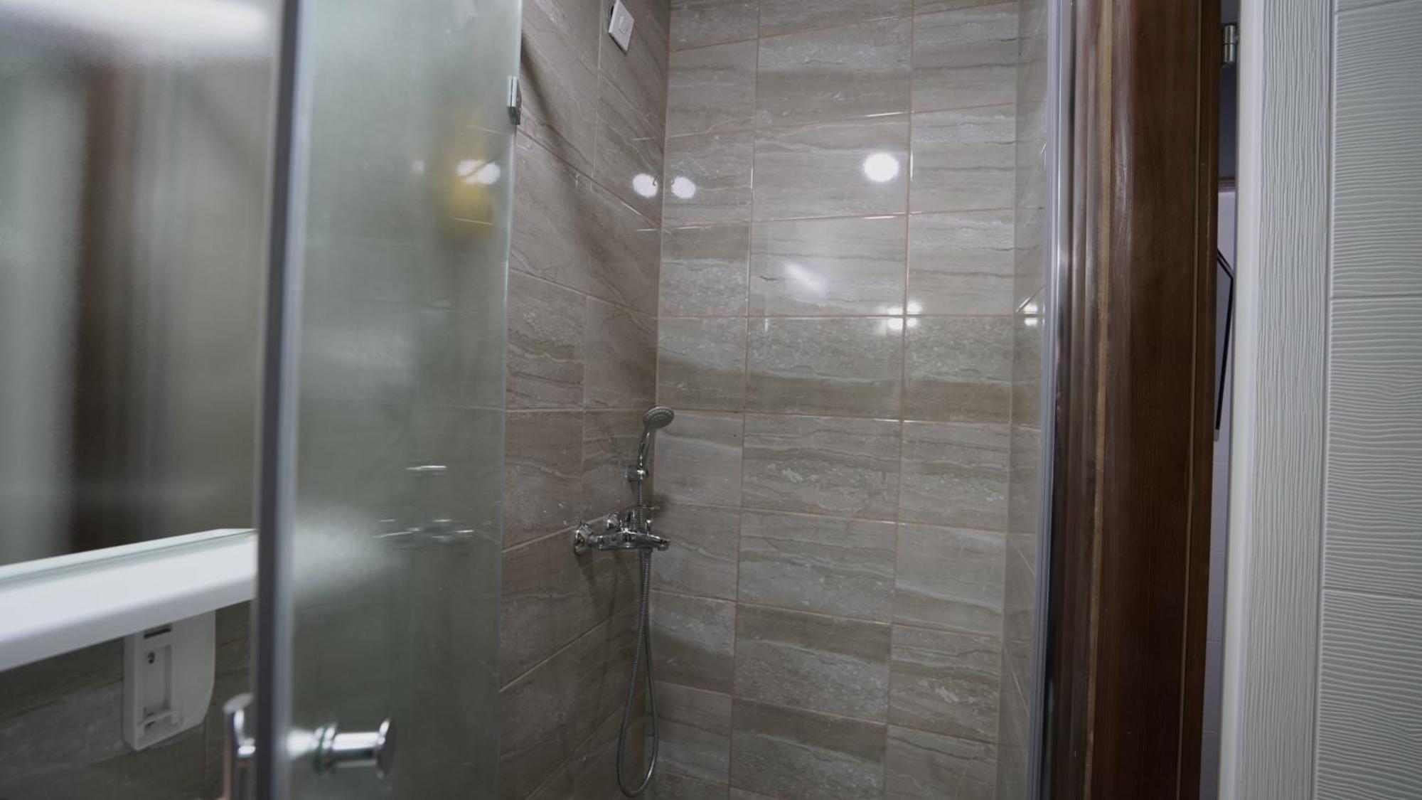 Hideaway Rooms & Apartments Sarajevo Bagian luar foto